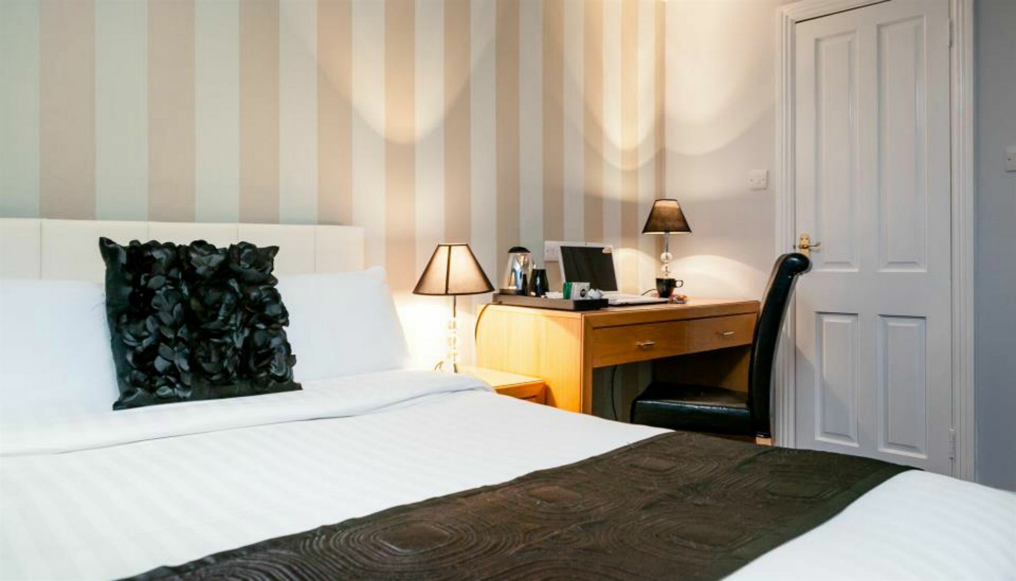 Amberley House By Thekeycollections Aparthotel Dublin Exteriör bild